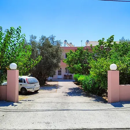 Hibiscus Appartement Afantou